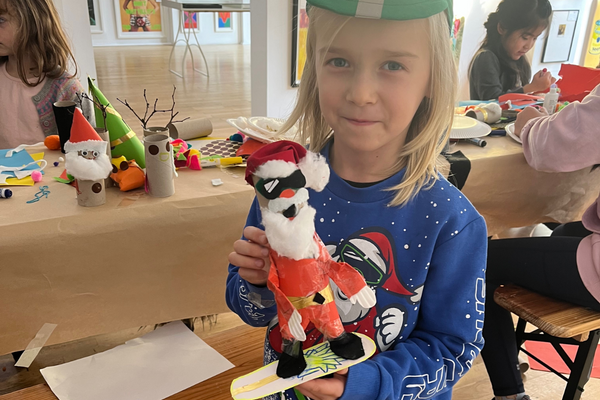 Della’s Festive Kids Club