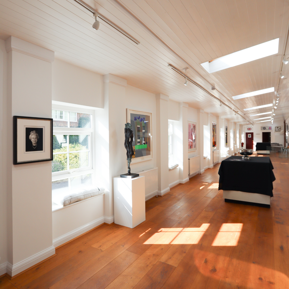Long Gallery Collection