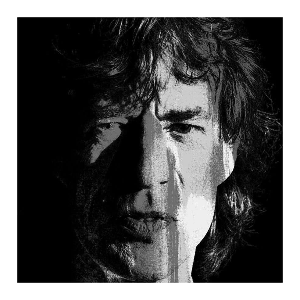 Jagger, Medium